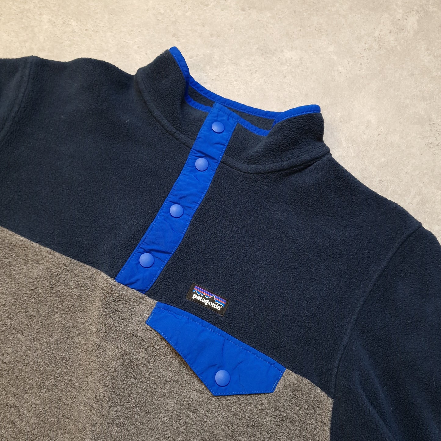 Patagonia synchilla snap-t fleece in grey/blue - Junior XXL