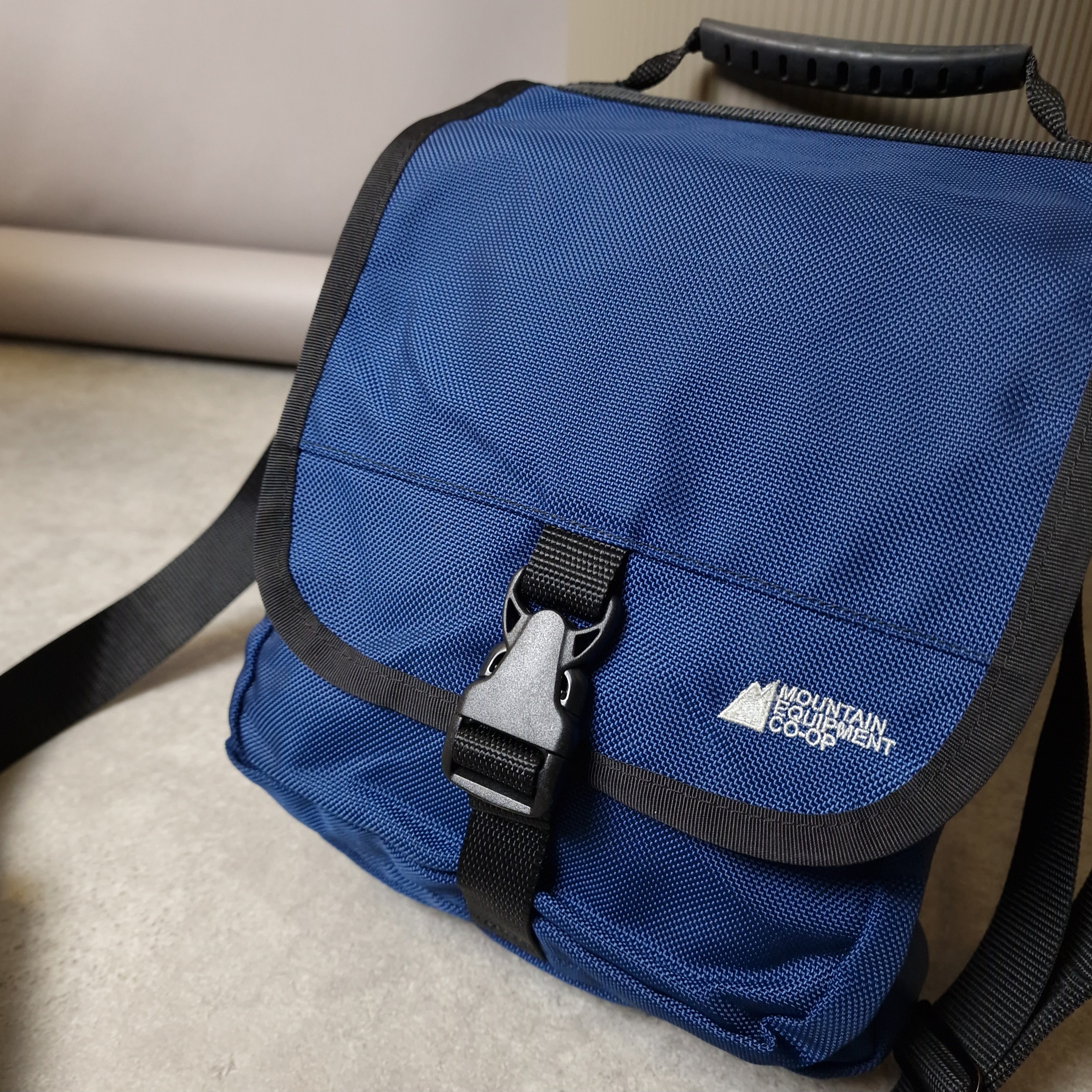 Mec messenger bag online