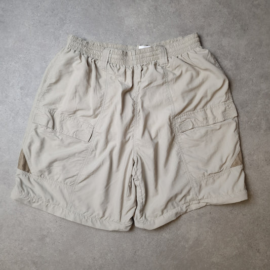 Columbia PFG shorts in cream - XL