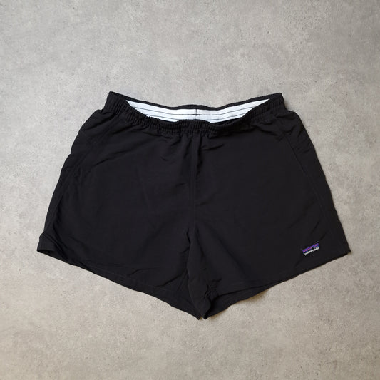 Patagonia baggies in black - small