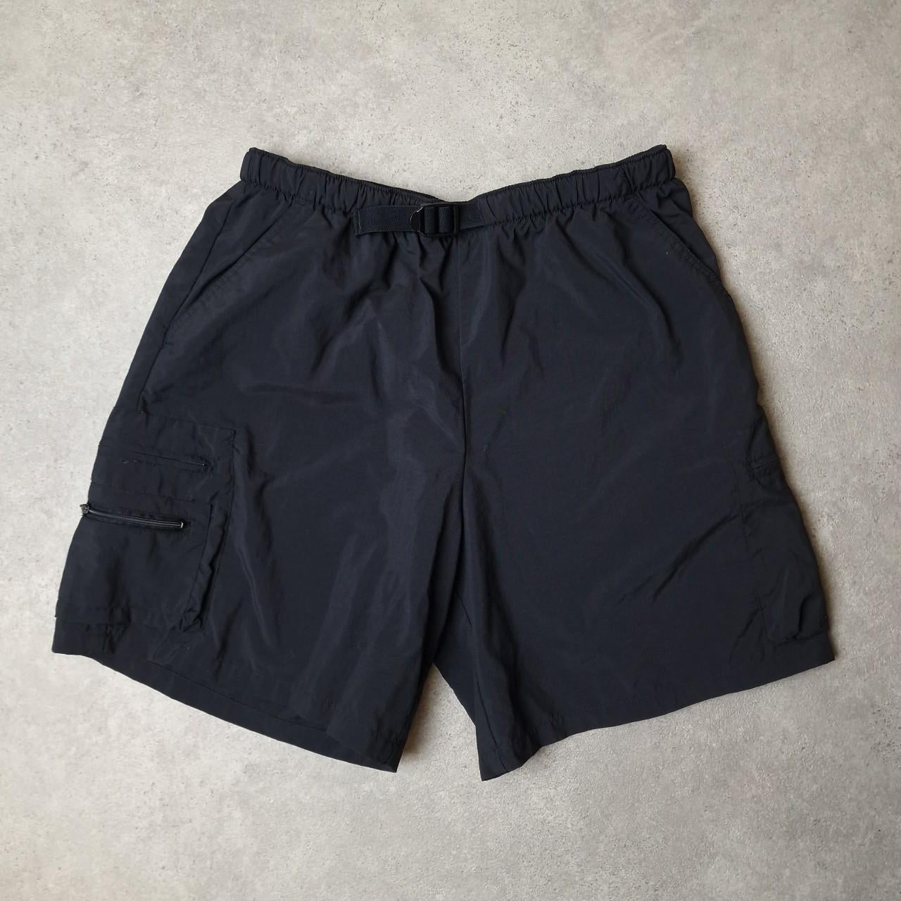 Columbia shorts in black - Women's small